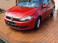 Gebraucht VW Golf VI 80 PS (58 kW) 2010 Rot Kleinwagen