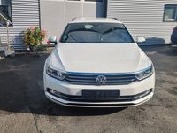 Gebraucht VW Passat R 150 PS (110 kW) 2018 Weiß Kombi