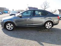 Gebraucht Skoda Octavia Elegance 105 PS (77 kW) 2015 Grau Kleinwagen