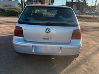 Gebraucht VW Golf IV 101 PS (74 kW) 2002 Grau Kleinwagen