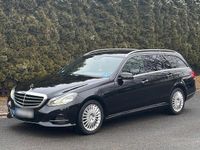 Gebraucht Mercedes E220 170 PS (125 kW) 2013 Schwarz Kombi