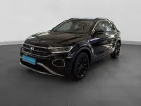 Second-hand VW T-Roc Life 110 CP (80 kW) 2023 Negru SUV