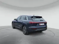 Gebraucht Audi Q8 e-tron Advanced Plus 300 kW (408 PS) 2024 Plasmablau metallic SUV