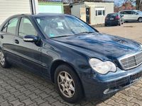Gebraucht Mercedes C180 129 PS (94 kW) 2001 Blau Limousine