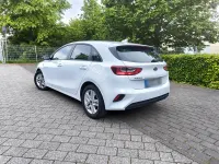 Gebraucht Kia Ceed Edition 7 99 PS (72 kW) 2020 Weiß Kleinwagen