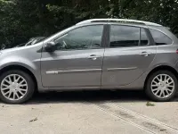 Gebraucht Renault Clio Luxe 111 PS (81 kW) 2011 Grau Limousine