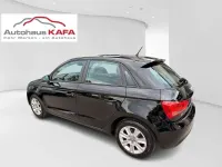 Gebraucht Audi A1 Attraction 86 PS (63 kW) 2015 Brillantschwarz Kleinwagen