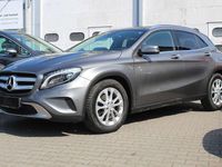 Gebraucht Mercedes GLA220 170 PS (125 kW) 2015 Mountaingrau  met. SUV