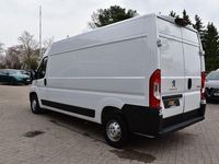 Gebraucht Peugeot Boxer 140 PS (102 kW) 2024 Kaolin weiß Van