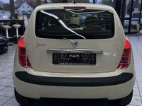 Second-hand Lancia Ypsilon 80 CP (58 kW) 2006 Galben Hatchback