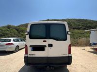 Second-hand Renault Master 80 CP (58 kW) 2000 Alb Monovolum