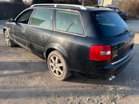 Gebraucht Audi A6 163 PS (119 kW) 2004 Schwarz Kombi