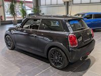 Gebraucht Mini Cooper 136 PS (100 kW) 2021 Schwarz Kleinwagen