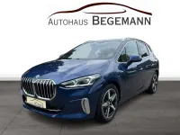 Gebraucht BMW 223 Active Tourer Luxury Line 218 PS (160 kW) 2023 Blau Van / Kleinbus
