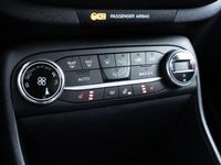 gebraucht Ford Fiesta Active 1.0 EcoBoost 70KW Navi GJR SpurH