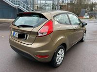 Gebraucht Ford Fiesta 101 PS (74 kW) 2013 Braun Kleinwagen