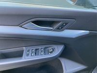 Gebraucht VW Golf VIII 150 PS (110 kW) 2025 Blau Kleinwagen