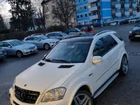 Gebraucht Mercedes ML500 AMG 387 PS (284 kW) 2008 Weiß SUV