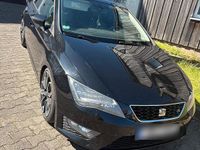 Second-hand Seat Leon FR 180 CP (132 kW) 2015 Negru Berlinǎ