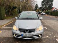 Gebraucht Mercedes A180 116 PS (85 kW) 2009 Silber Limousine