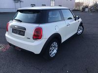 Gebraucht Mini ONE 75 PS (55 kW) 2015 Pepper white Kleinwagen