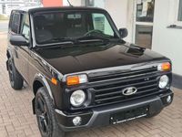 gebraucht Lada Urban Black Edition