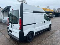 Gebraucht Renault Trafic 114 PS (83 kW) 2007 Weiß Van / Kleinbus