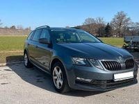 Gebraucht Skoda Octavia Soleil 150 PS (110 kW) 2019 Grau Kombi