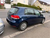 Gebraucht VW Golf VI 105 PS (77 kW) 2011 Blau Kleinwagen