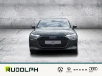 Gebraucht Audi A3 Ambiente 116 PS (85 kW) 2024 Gruen Limousine