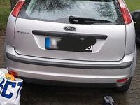 Usata Ford Focus 80 CV (58 kW) 2005 Argento Berlina