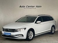 Gebraucht VW Passat Basis 150 PS (110 kW) 2023 Gletscherweiß metallic Kombi
