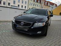 gebraucht Volvo V70 D2 Linje Classic Linje Classic 8fach bereift