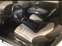 Używany Audi A1 Attraction 122 KM (89 kW) 2011 Biały Hatchback