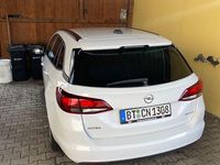 Second-hand Opel Astra 105 CP (77 kW) 2017 Alb Berlinǎ