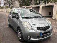 Gebraucht Toyota Yaris 87 PS (63 kW) 2005 Grau Kleinwagen