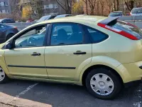 Brugt Ford Focus 101 HK (74 kW) 2006 Gul Sedan