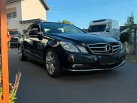Gebraucht Mercedes E200 184 PS (135 kW) 2010 Schwarz Cabrio