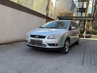 Gebraucht Ford Focus 101 PS (74 kW) 2007 Grau Kombi