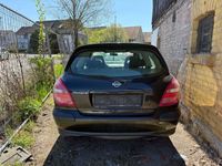 Gebraucht Nissan Almera 90 PS (66 kW) 2002 Schwarz Limousine