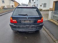 Gebraucht BMW 328 193 PS (141 kW) 1999 Blau Kombi