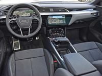 Brugt Audi SQ8 e-tron Ambiente 369 kW (503 HK) 2024 Blå SUV