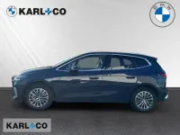 Neu BMW 218 Luxury Line 136 PS (100 kW) 2025 Blau Van / Kleinbus