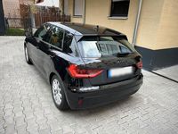 Gebraucht Audi A1 Sportback Advanced 95 PS (69 kW) 2022 Schwarz Kleinwagen