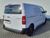 Gebraucht Toyota Proace Plus 120 PS (88 kW) 2023 Weiß Van / Kleinbus