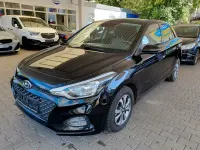 Gebraucht Hyundai i20 Active 84 PS (61 kW) 2020 Schwarz Kleinwagen