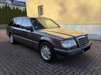 Second-hand Mercedes E250 113 CP (83 kW) 1995 Mov Break