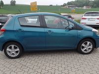 Gebraucht Toyota Yaris Life 69 PS (50 kW) 2012 Blau metallic Kleinwagen