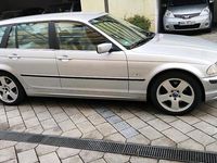 Gebraucht BMW 320 170 PS (125 kW) 2001 Silber Kombi