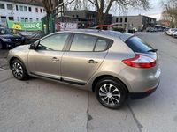 Gebraucht Renault Mégane Expression 101 PS (74 kW) 2010 Stone Limousine